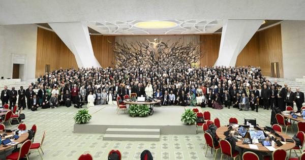 Synod Letter To Catholics Highlights Role Of Women Listening To Abuse